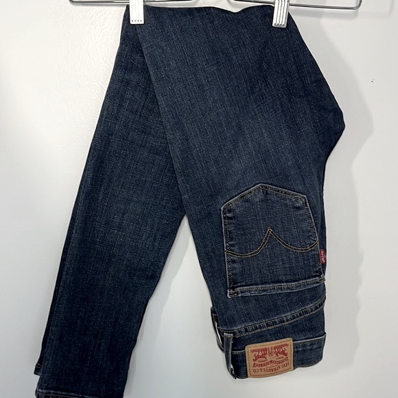 Levi’s Shaping Skinny 311 Hi Rise Classic Wash - Picture 2 of 5